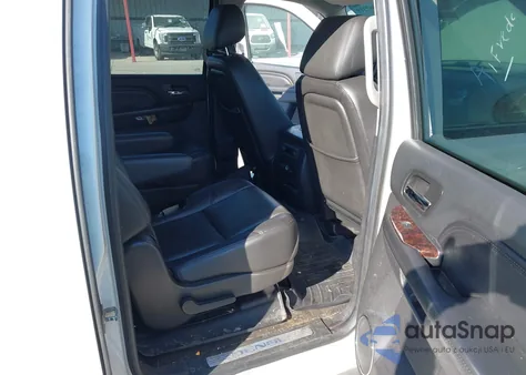 2014 GMC Yukon Xl 1500 Denali z USA, uszkodzony, nr VIN 1GKS1MEF6ER161714